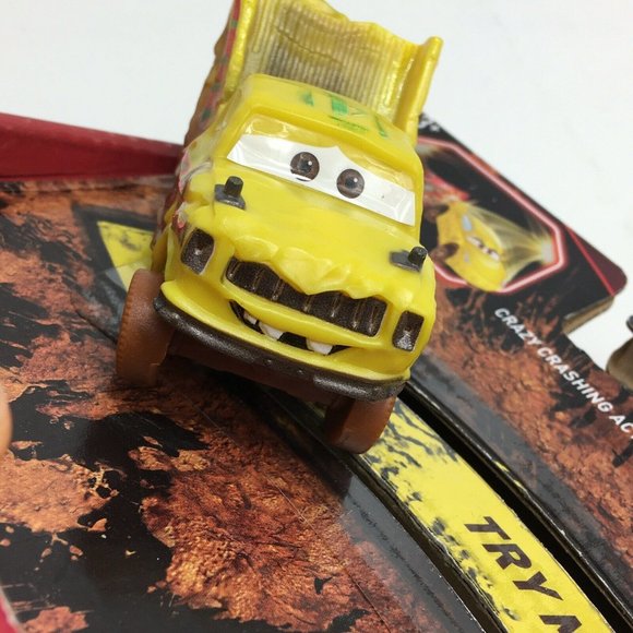 Disney Pixar Cars 3 Crazy 8 Crasher Taco 4 Vehicle Toy  Truck Car Yellow New - Picture 9 of 12